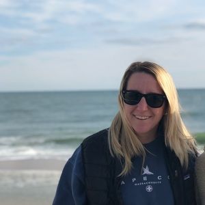 Meet your Posher, Kelly